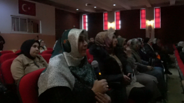 Van Sosyal Medya Farkındalik Seminerleri Başladı